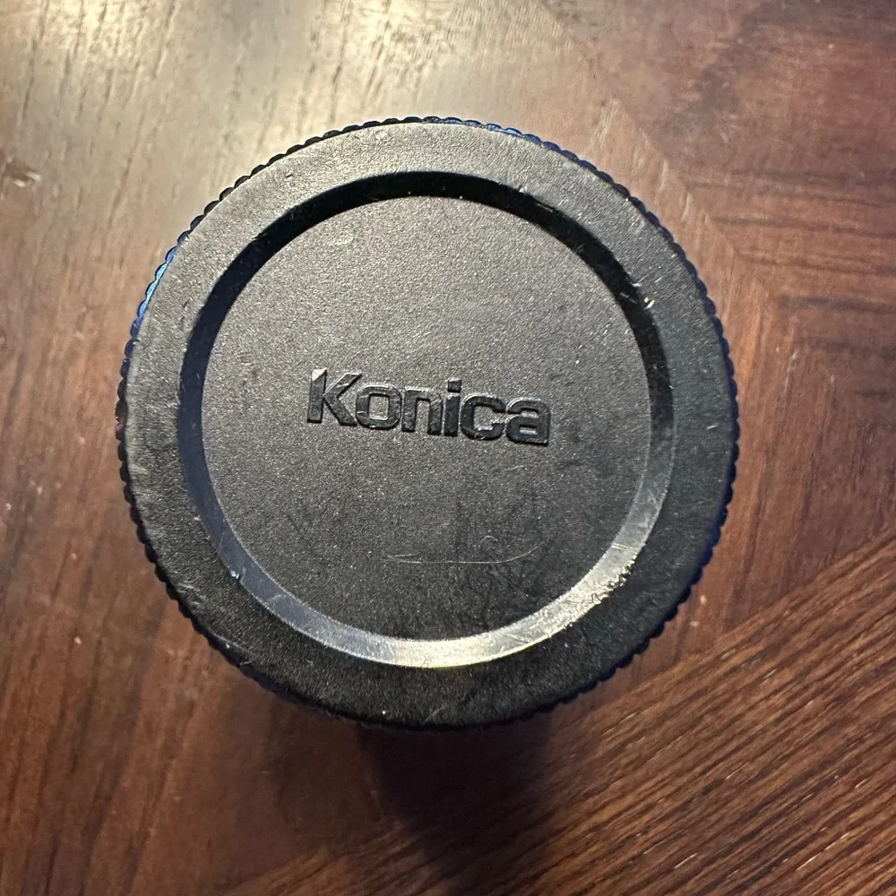 KONICA HEXANON AR 135MM F/3.2 TELEPHOTO LENS. KONICA AR MOUNT CLEAN GLASS & CASE